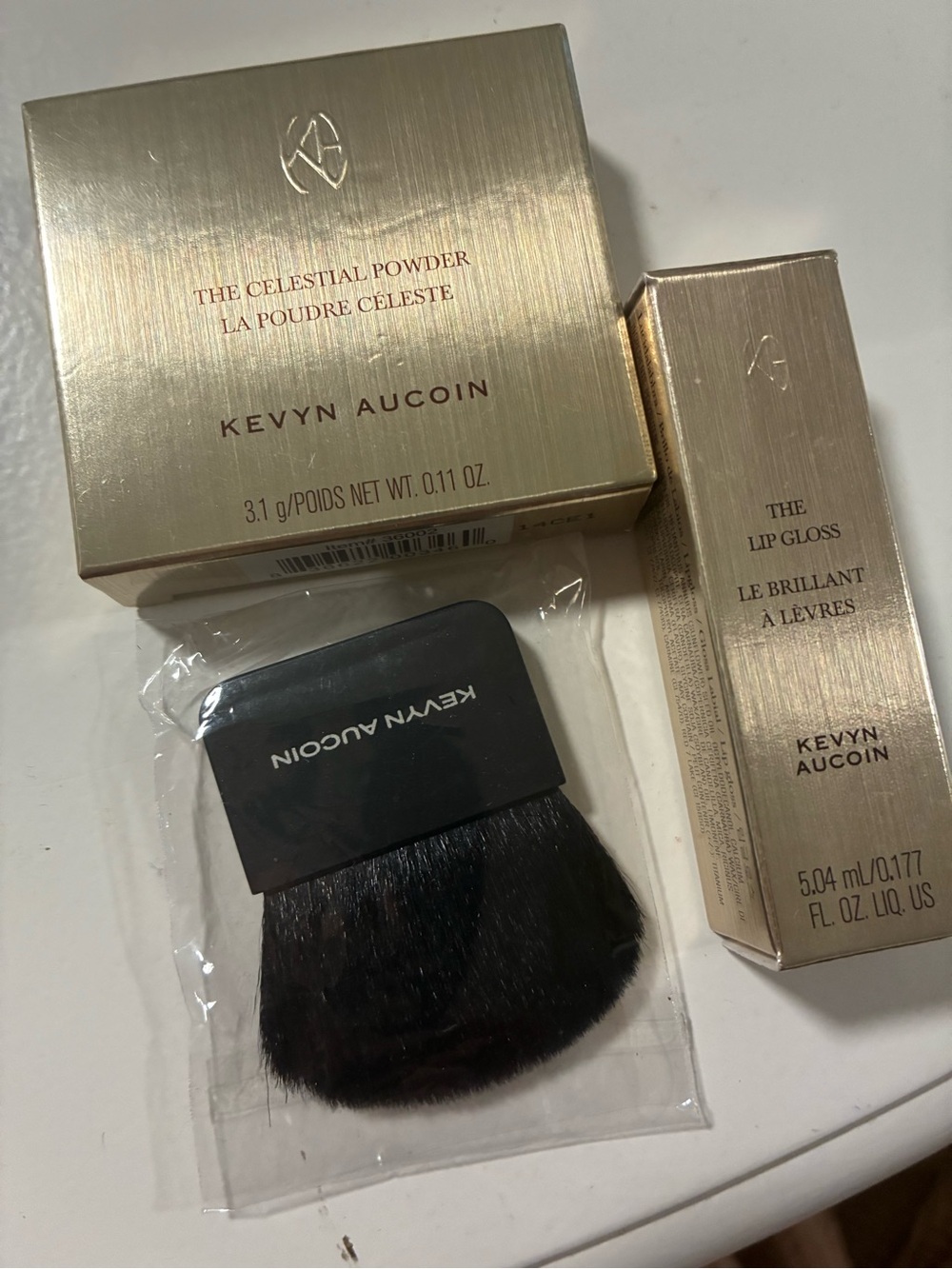 Kevyn Aucoin Gold Celestial Powder & Lip Gloss Set with Brush